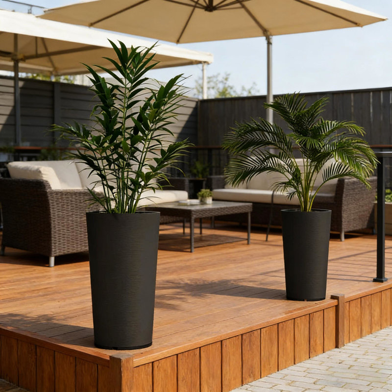 Grandes jardinières noires polyvalentes, Pp durable, design moderne pour l'intérieur et l'extérieur