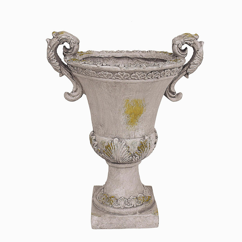 DELPHINE URN