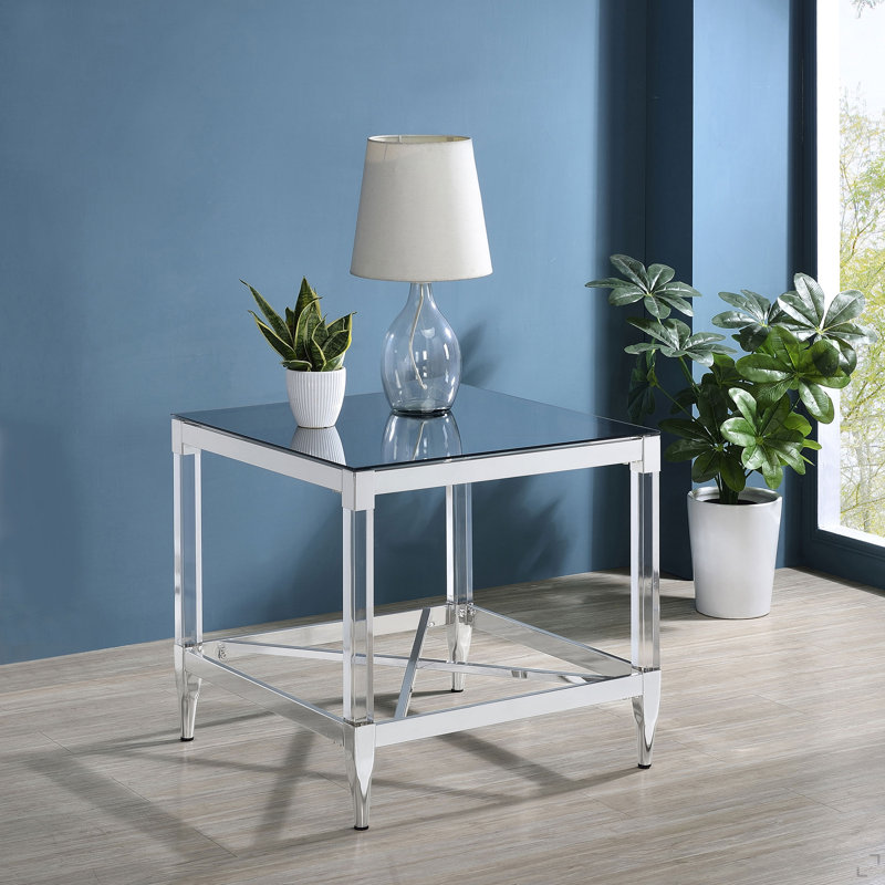 Table de bout Wallingsford, H 22 po x l 23,5 po x P 23,5 po