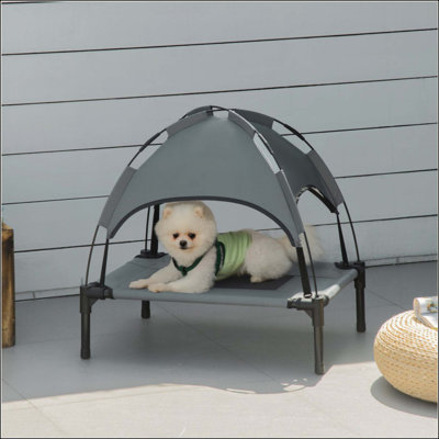Lit surélevé pour chien avec auvent, lit pour chien respirant en filet respirant avec structure en acier thermolaqué, lit pour chien surélevé portable avec sac de voyage pour chiens d'intérieur et de plein air
