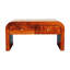 Table basse d'apparence simple et élégante