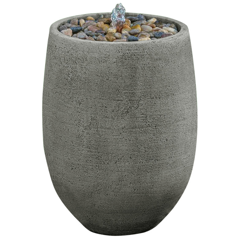 Fontaine en béton Yayla, Pierre alpine, H 22 po x l 15,5 po x P 15,5 po