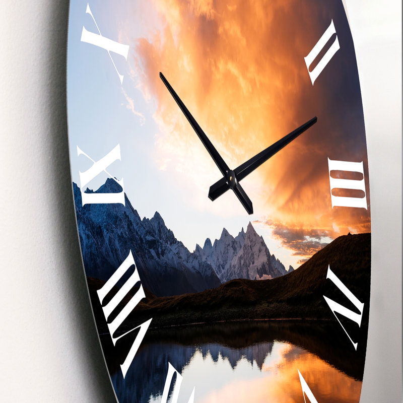 Morning Sunsrise Mountainscape - Horloge murale traditionnelle, Petit