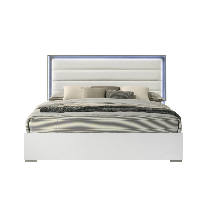 Lit de style contemporain Olivia en bois avec tête de lit à DEL, Double