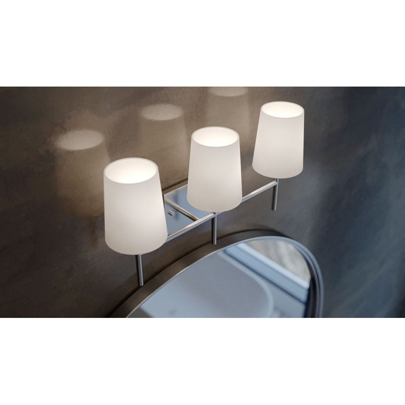Éclairage pour meuble-lavabo à 3 lumières Merkley, Nickel satiné