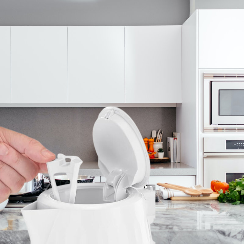 Honeycomb Rapid Boil 1.7L Kettle, White