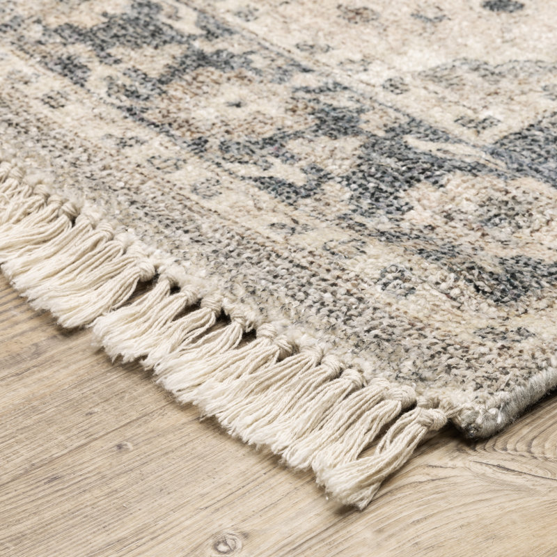 Hadden Oriental Indoor Rug, Runner 2'6" x 8'