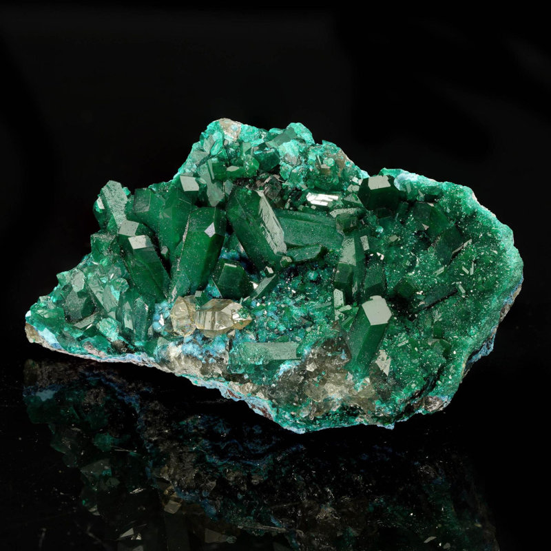 Dioptase With Plancheite on Calcite I
