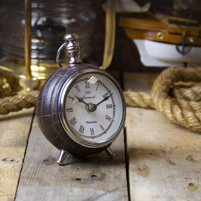 Roman Numeral Metal Quartz Movement / Crystal Tabletop Clock in Brown