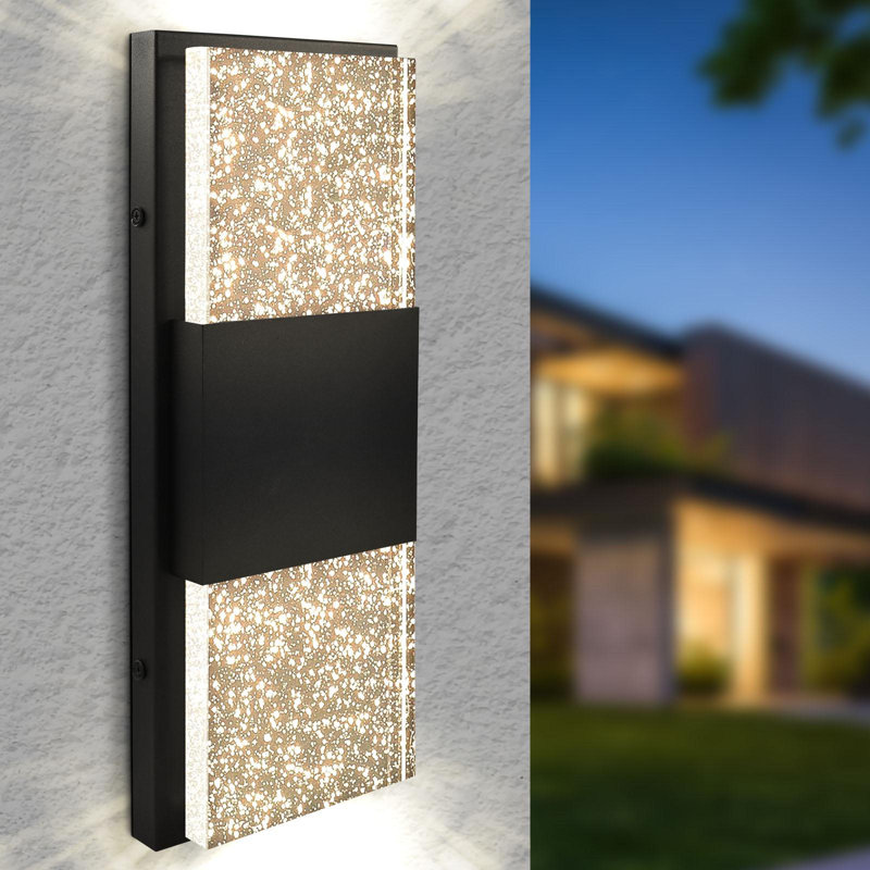 Leontin LED Wall Light