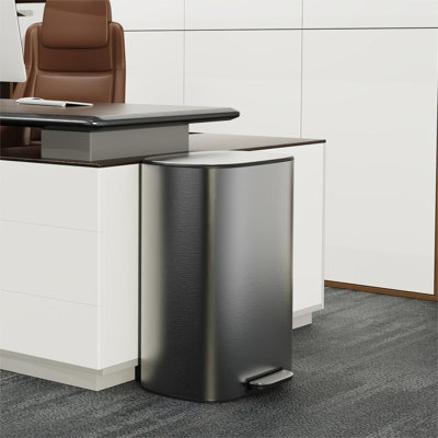 Steel Step On Kitchen Trash Can - 13 Gallons