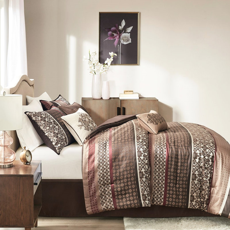 Édredon très grand rouge 7 pièces - Motif géométrique et texture luxueuse 7