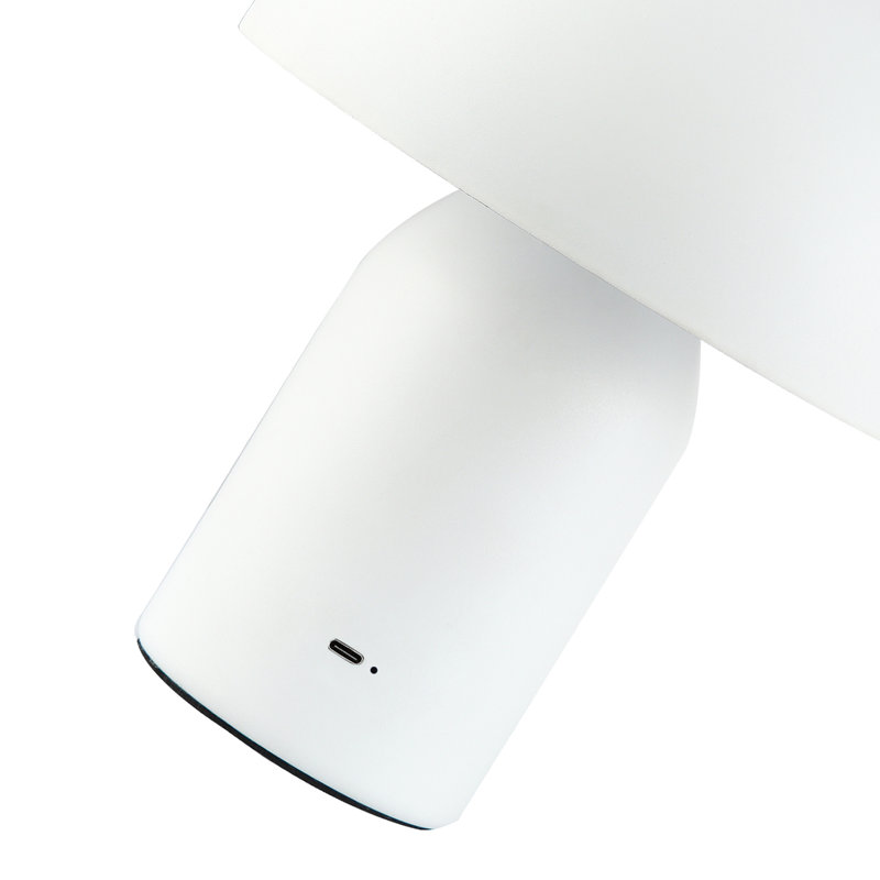 Rajina Metal Table Lamp, Matte White