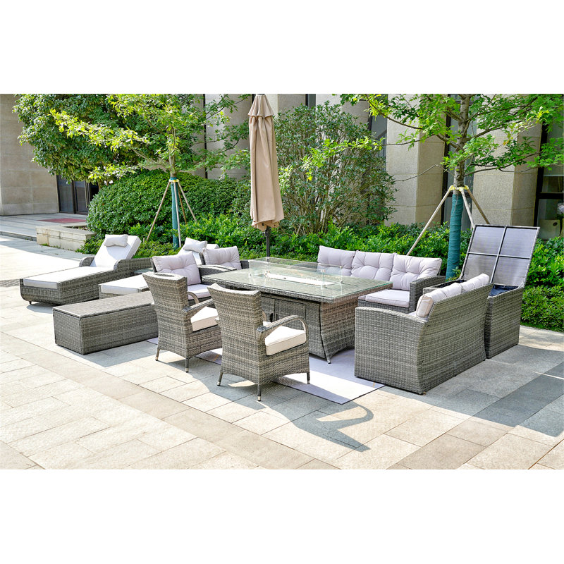 12 Piece Sofa Seating Group with Cushions