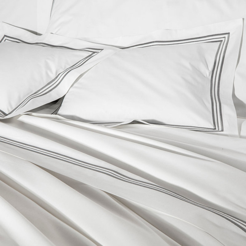 Triplo Bourdon Sham, White/Slate Gray, King