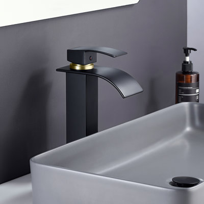 Robinet de lavabo de salle de bain en acier inoxydable sans plomb Sumerain 304, robinet de vasque moderne avec bec cascade, poignée levier simple