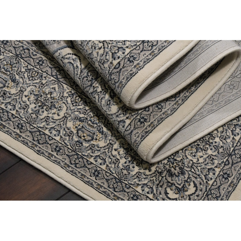 Attell Oriental Indoor Rug, Rectangle 6'7" x 9'6"