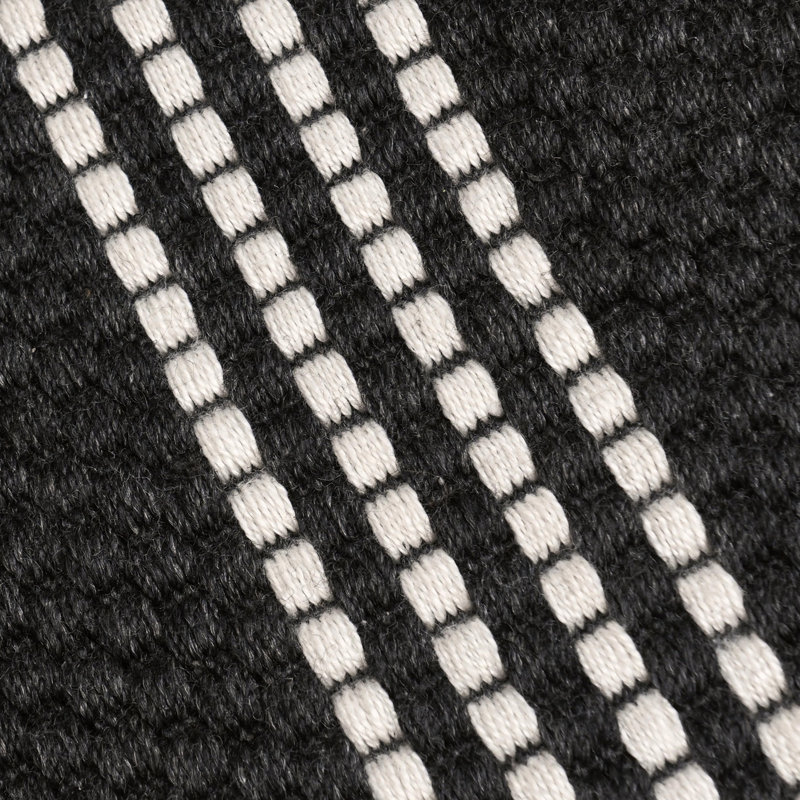 Sorrento Indoor/Outdoor Handwoven Recycled P.E.T Area Rug in Charcoal/White, Runner 2'7.2" x 8'