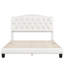 Grand lit plateforme tapissier beige avec tête de lit chic et coussin d'ameublement Graceful Saddle Curved & Design-116815175