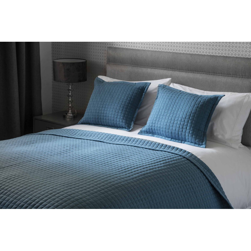 Belledorm Crompton Bedspread, Navy
