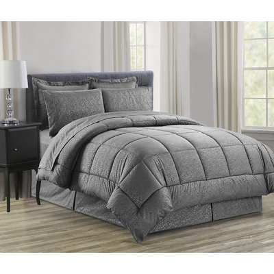 Cadle Jersey Knit Floral Comforter
