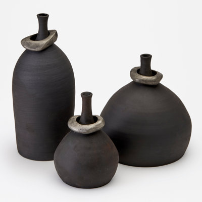 Mona Vessels Set
