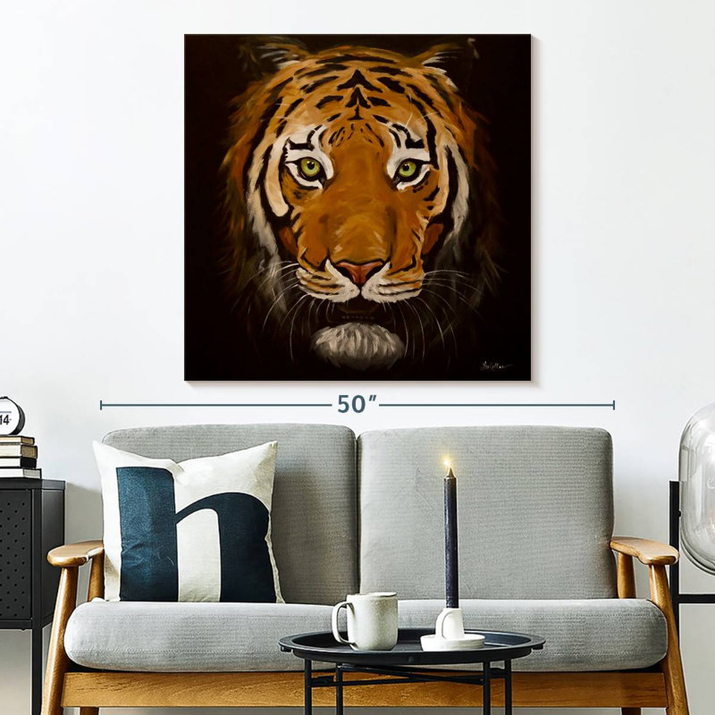 Crowle Tiger Features, 33" H x 33" W
