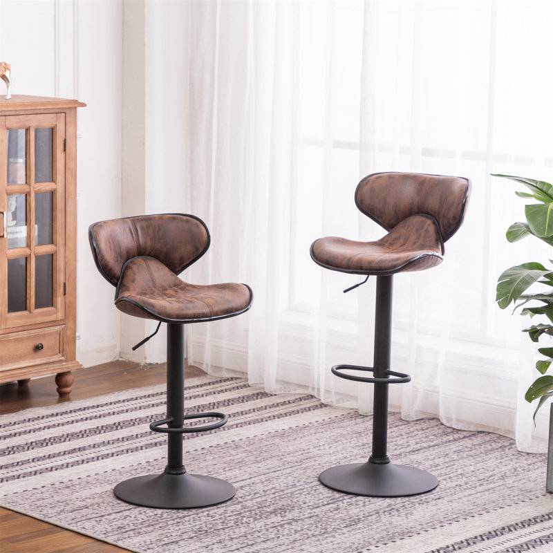 Tabouret de bar rotatif réglable Airlift avec revêtement patiné et base chromée, Brun