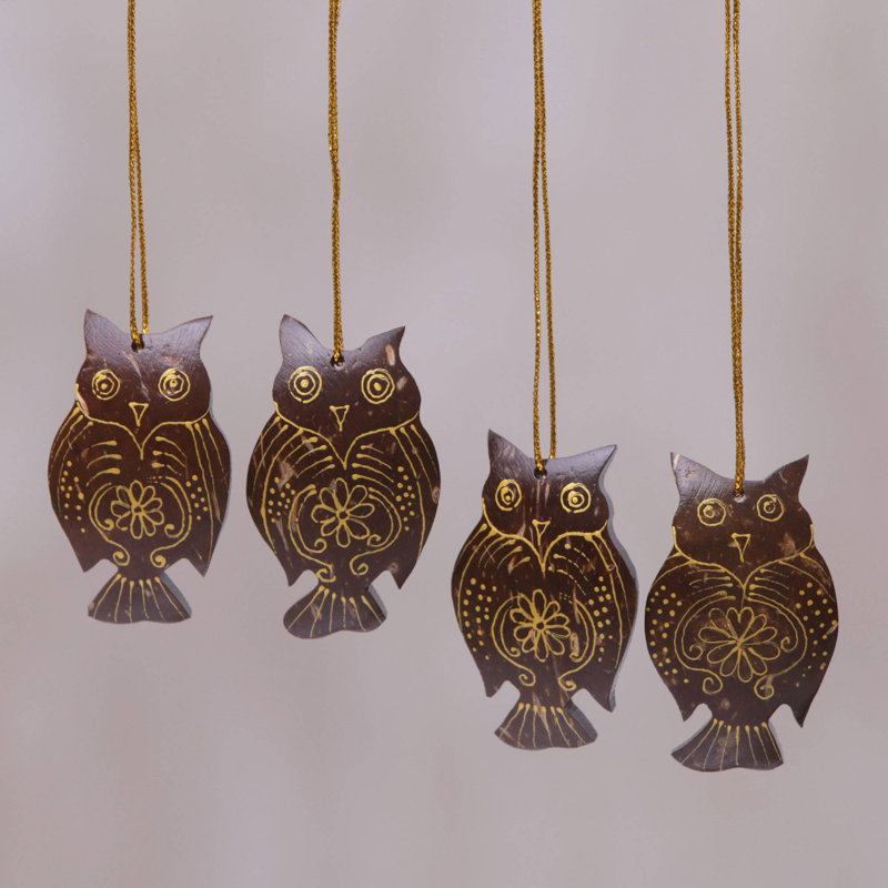 Figurine suspendue coquillage owls de noix de coco