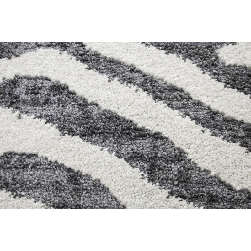 Rectangular 7'6" x 9'6" Gray Synthetic Easy-Care Stain-Resistant Rug