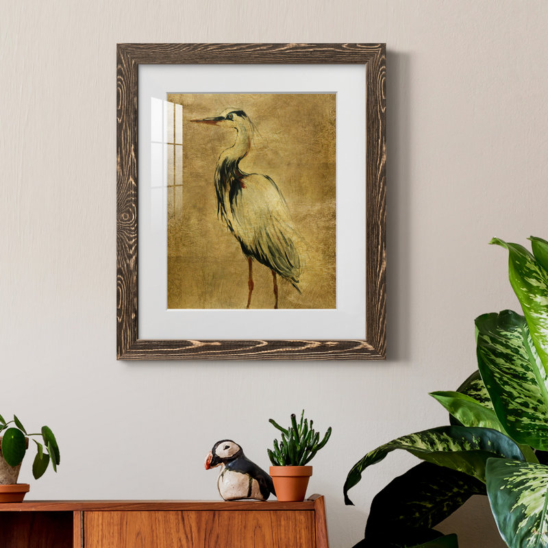 Gold Crane at Dusk II - impression, Papier, cadre noyer, H 44 po x l 31 po x P 1 po