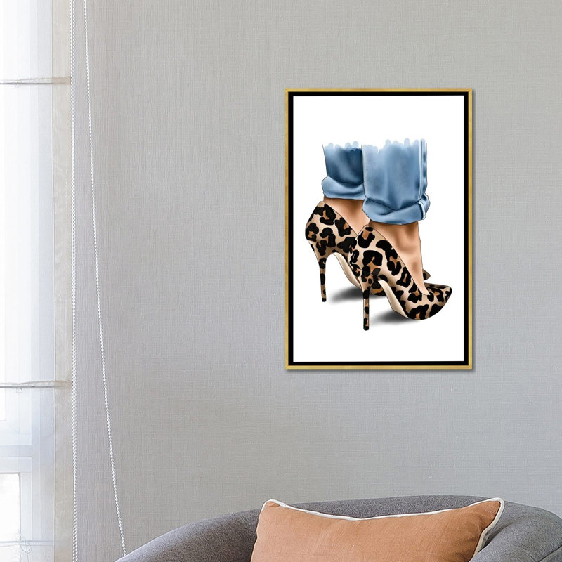 Impression d’art graphique, "léopard spot Heels" par Elza Fouche, H 26 po x l 18 po x P 1,5 po, Toile encadrée d'or
