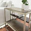 Ensemble de 3 tables basses et 2 tables d'appoint en bois