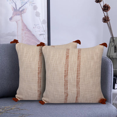 Coussin décoratif brodé à la main Ardenmead