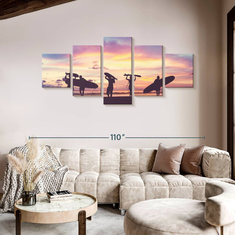 Silhouette de surfeurs
