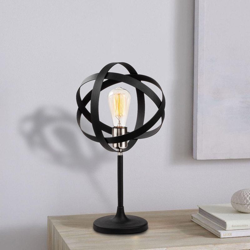 Lampe de table en métal Ettie, Nickel / noir
