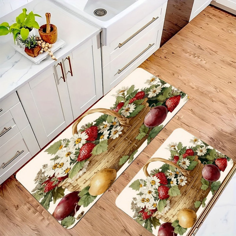 Ensemble de 2 tapis de cuisine beige à motif de fraises et marguerites