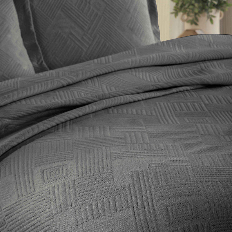 Scotia 100% Cotton All-Season Geometric Fret Jacquard Matelasse Bedspread/Coverlet Set, King Bedspread + 2 Shams, Charcoal