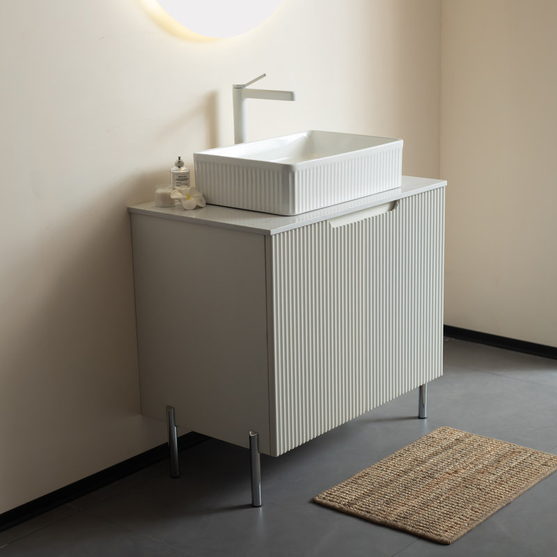 Meuble-lavabo autoportant avec 2 portes, lavabo en céramique et comptoir Carrara, Blanc