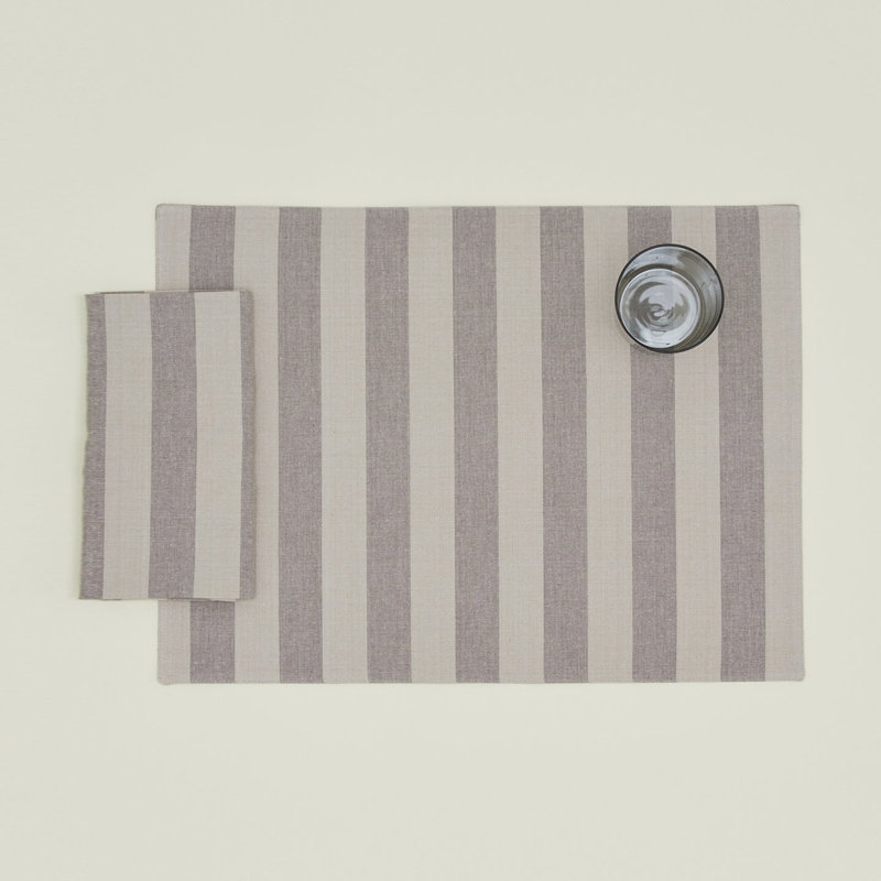 Essential Striped Placemat, Light Gray/Dark Gray