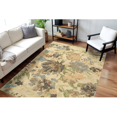 Hand Tufted Wool Floral Rug