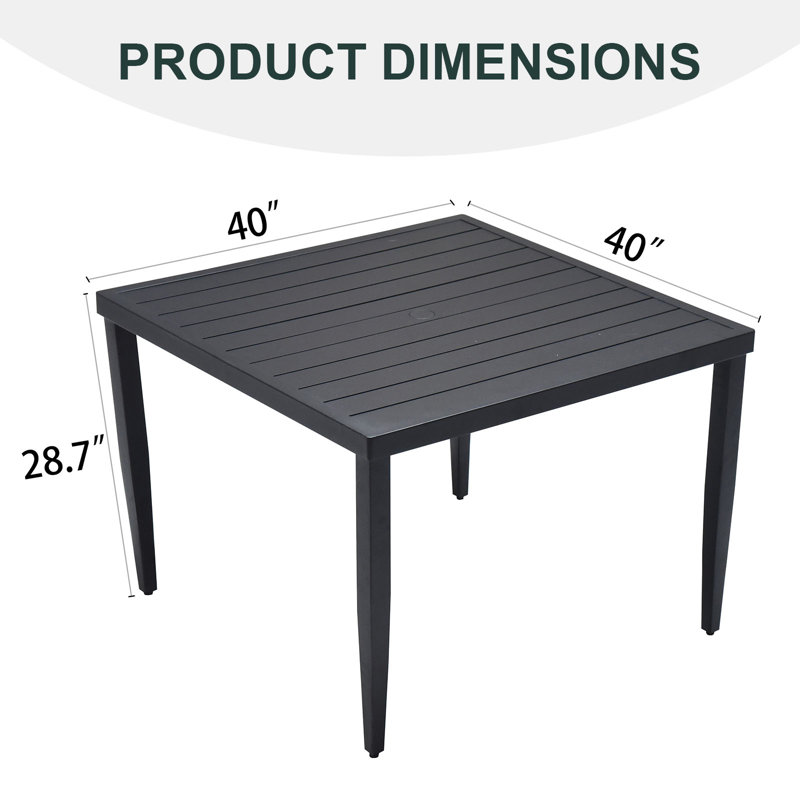 Table de salle à manger d'extérieur 40 po x 40 po avec pieds fuselés et trou pour parasol