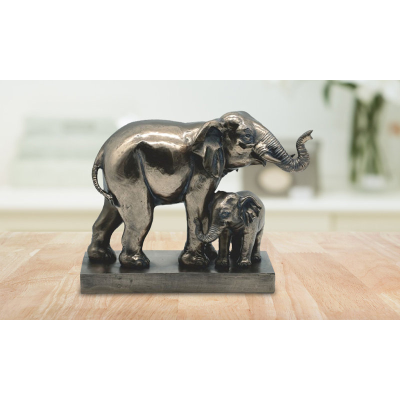 Figurine