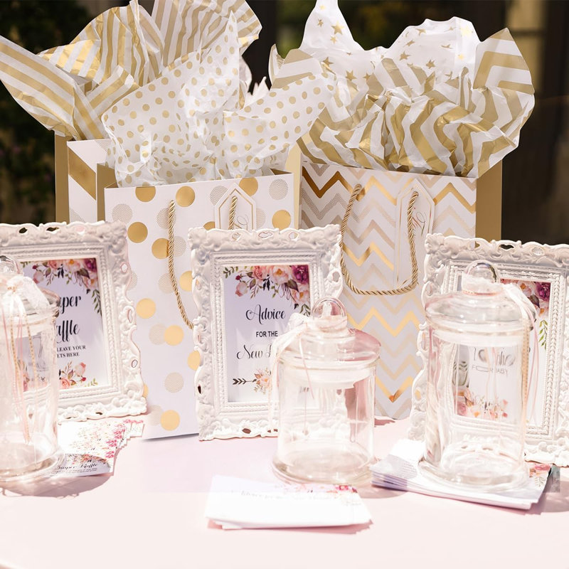 Lot de 12 sacs-cadeaux moyens en or blanc avec poignées, 23 cm, comprenant du papier de soie, pour fêtes, mariages, fêtes prénatales et cadeaux de Noël.