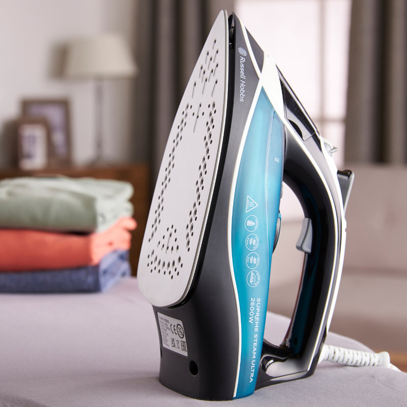 Russell Hobbs Supreme Stream Ultra 2600W Iron