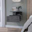 Table de chevet flottante à 2 tablettes en chêne avec tiroir pour une chambre à coucher moderne et fonctionnelle