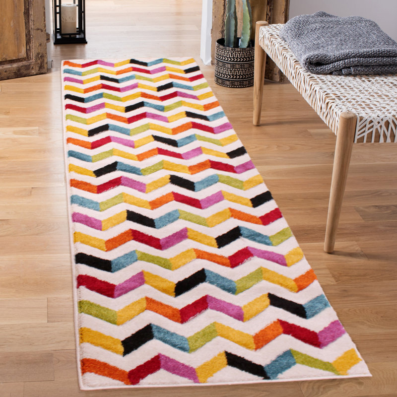 Borger Chevron Area Rug, Rectangle 160 x 230cm