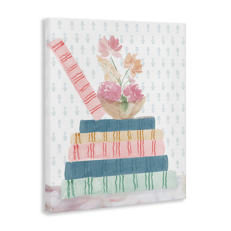 Fleurs pastel et livres sur toile, design par Lucille Price, H 30 po x l 24 po