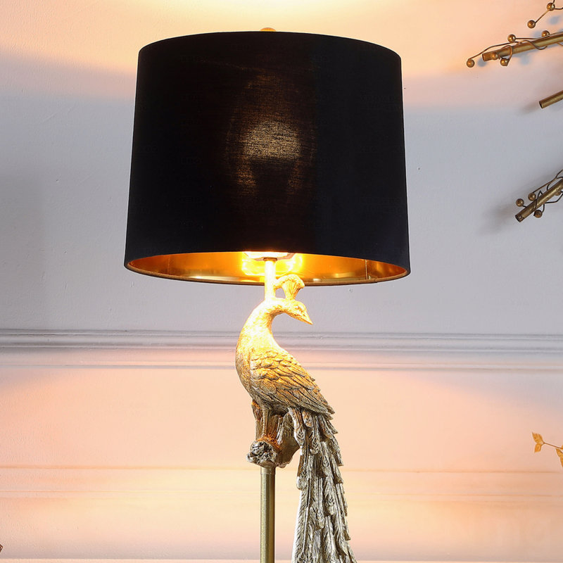 Lampe de table - Élégance moderne en paon doré sur un piédestal en polyrésine