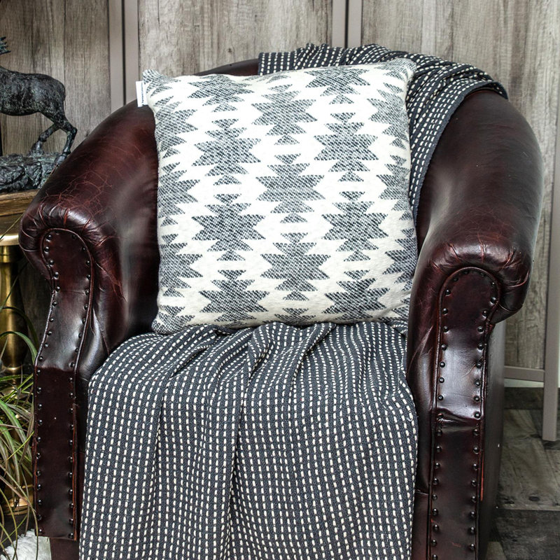 Coussin Awnee, Polyester / Bourre en polyester